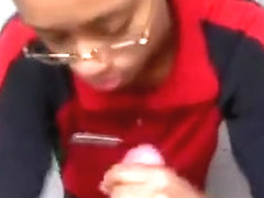 Store Clerk Gives a Blowjob on Break