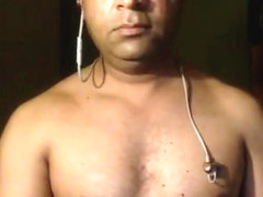 mumbai man showing underwear