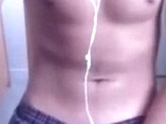 girl squirts lots of cum