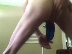 I know it makes you wet to see a str8 guy play with his ass
