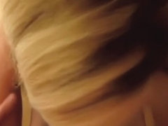 I love the way this chick is sucking