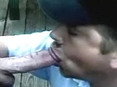 Golf Buddy Gobbles Goo