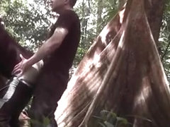 Preñado en el bosque