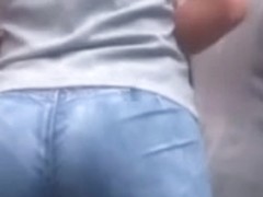 NICE PLUMP BUTT IN TIGHT JEANS