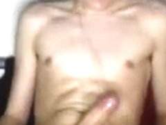 U.kingdom athletic boy big cock bubble hairy ass on cam