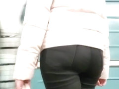 Pretty round ass