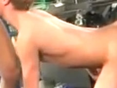 Hot Threeway girl Bareback & Blowjob