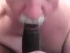 MikeySucksIT DICK BEING FED TO ME BY MY FRIEND DatDonk