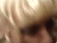 Anita Blond Clip Sex in shop