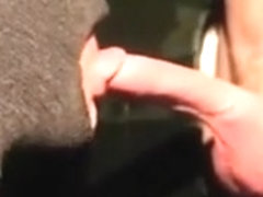 19-yr-old str8 guy`s first gloryhole BJ