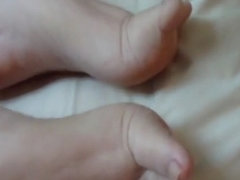 BBW Wife's Feet Having an Orgasm