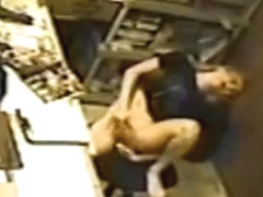 Hidden Camera - While Operating 352x240 10m Woman Masturbat