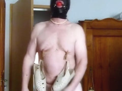 Wichsen mit Maske.MTS