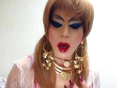 Sissy girl niclo sexy makeup after smoking 2