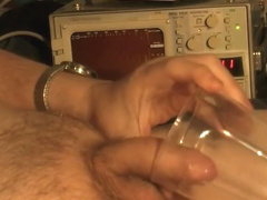 Pee in a glass cup, heartbeat and EKG monitor, For Females has penis feiths
