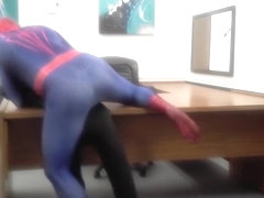 spiderman humps robber he finds in an office